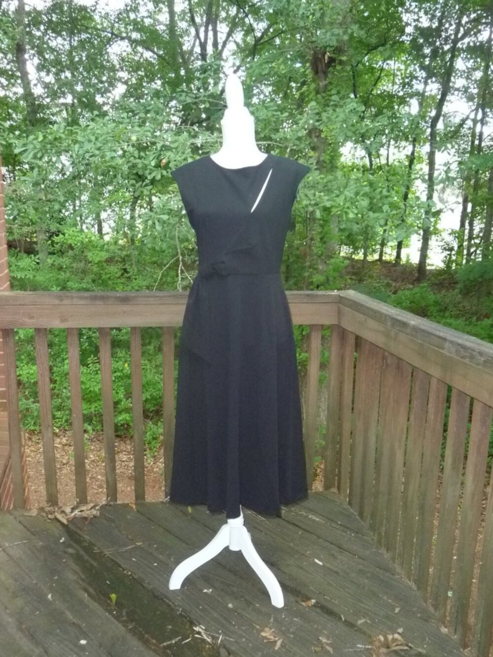 CALVIN KLEIN SIZE 6 BLACK MIDI DRESS - Picture 2 of 8
